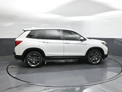 Used 2023 Honda Passport EX-L image 11
