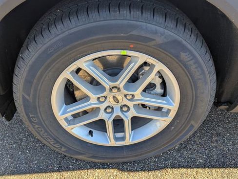 New 2026 Ford Explorer Active w/ Active Comfort Package image 25