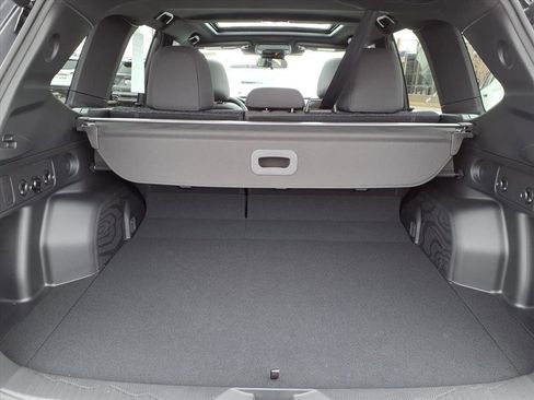 Used 2025 Subaru Forester Premium image 25