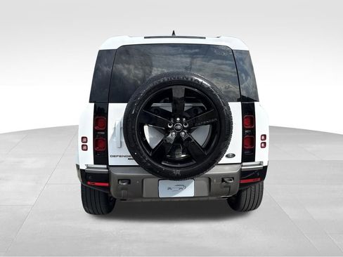 Used 2022 Land Rover Defender 110 X-Dynamic HSE image 8