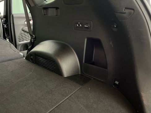 Used 2023 Hyundai Santa Fe SEL Premium image 33