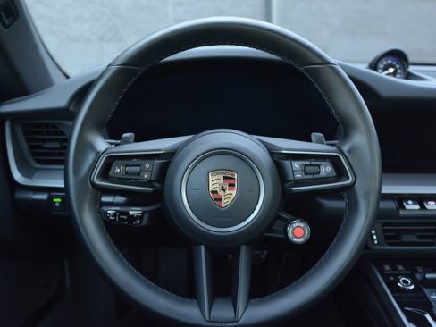 Certified 2025 Porsche 911 Carrera image 16