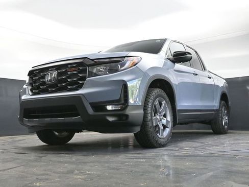 Used 2025 Honda Ridgeline TrailSport image 32
