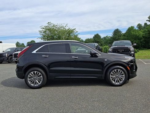Used 2024 Cadillac XT4 Premium Luxury AWD/4WD image 7