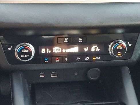 Used 2022 Mitsubishi Outlander SEL image 31