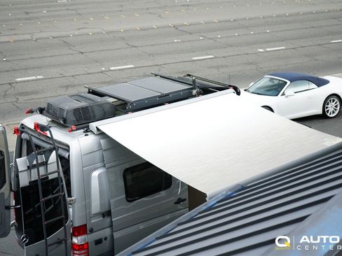 Used 2018 Mercedes-Benz Sprinter 2500 image 78