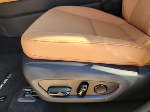 New 2026 Lexus NX 350h AWD w/ Premium Package image 18