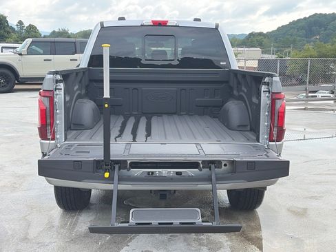 New 2026 Ford F150 Platinum w/ Equipment Group 702A High AWD/4WD image 4