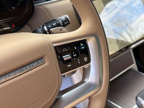 New 2026 Land Rover Range Rover Long Wheelbase SE image 24