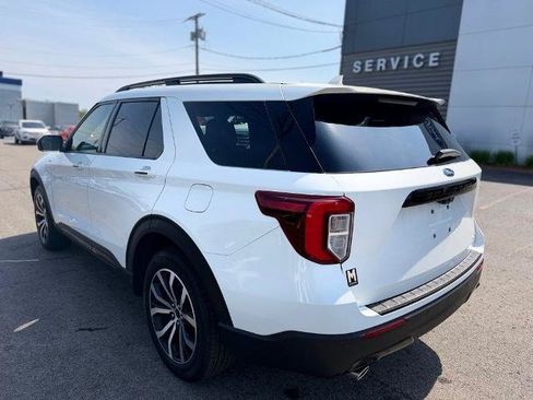 Certified 2022 Ford Explorer ST-Line AWD/4WD image 4