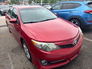 Used 2014 Toyota Camry SE FWD video 2
