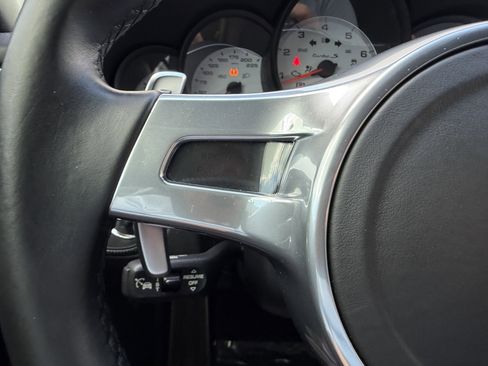 Certified 2015 Porsche 911 Turbo S image 29