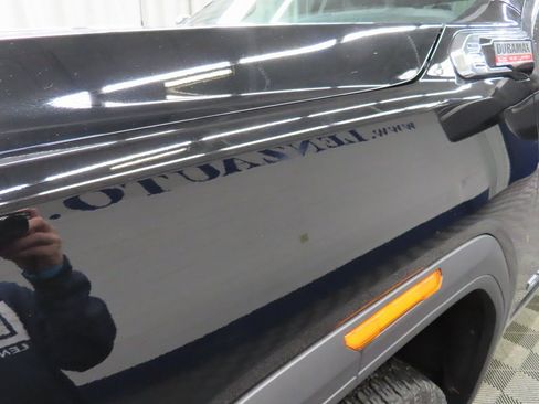 Used 2025 GMC Sierra 2500 Denali w/ Technology Package image 40