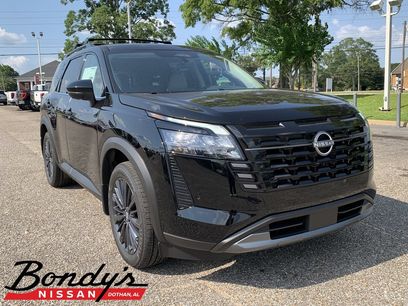 New 2026 Nissan Pathfinder SL w/ SL Premium Package