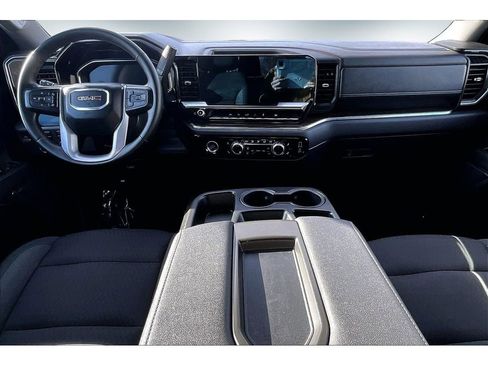 Used 2024 GMC Sierra 1500 Elevation image 8