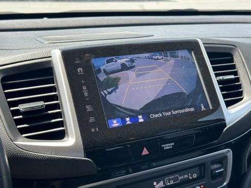 Used 2017 Honda Pilot Elite image 22
