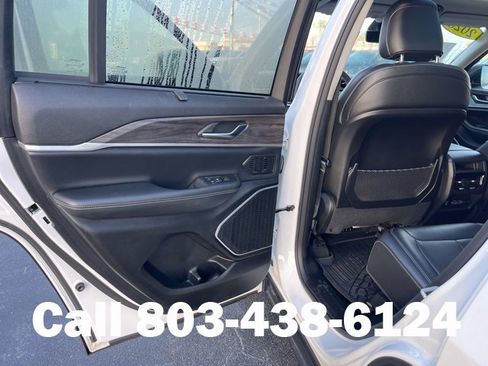 Used 2023 Jeep Grand Cherokee 4WD 4xe w/ Luxury Tech Group II image 9