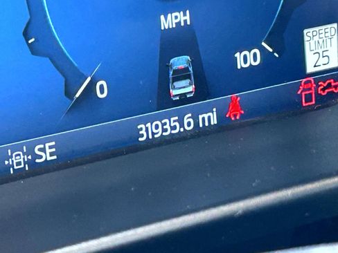 Used 2024 Ford F350 Lariat w/ Lariat Ultimate Package image 13