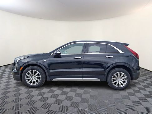 Used 2022 Cadillac XT4 Premium Luxury w/ Safety Alert Package AWD/4WD image 7