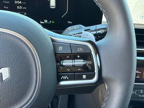 New 2026 Kia Carnival SX Prestige FWD image 25