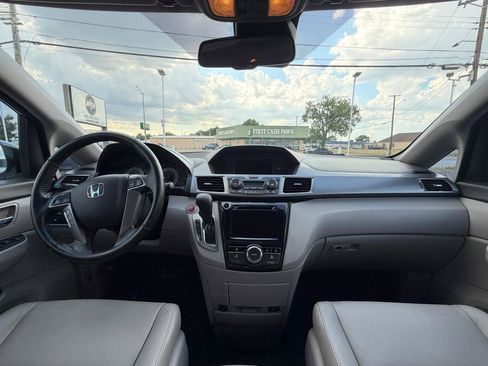 Used 2015 Honda Odyssey EX-L image 19