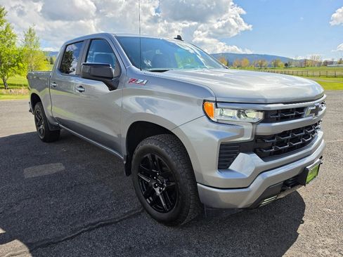 Used 2024 Chevrolet Silverado 1500 RST AWD/4WD image 3