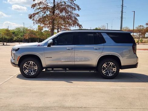 Used 2026 Chevrolet Tahoe Z71 w/ Comfort Package AWD/4WD image 4
