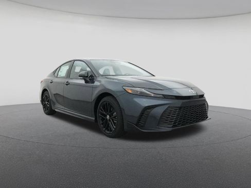 New 2026 Toyota Camry SE image 29