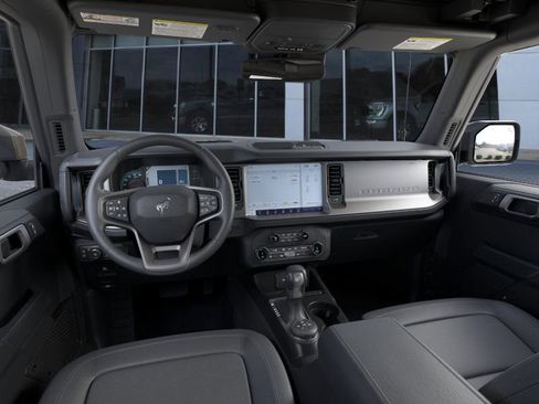 New 2025 Ford Bronco Outer Banks image 9