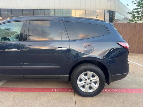 Used 2016 Chevrolet Traverse LS image 4