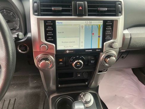 Used 2022 Toyota 4Runner SR5 Premium AWD/4WD image 19