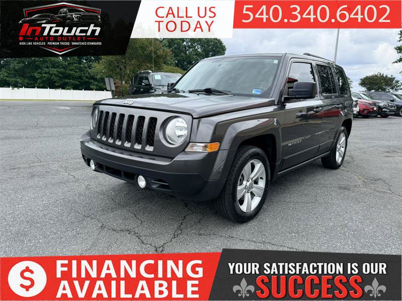 Used 2016 Jeep Patriot Latitude FWD image 1