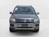 Used 2016 Volkswagen Tiguan S image 2