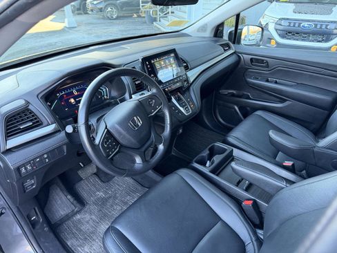 Used 2024 Honda Odyssey EX-L image 12
