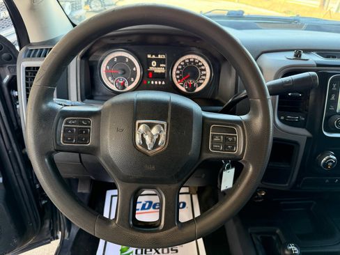 Used 2018 RAM 2500 Tradesman w/ Chrome Appearance Group image 23