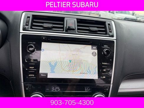 Used 2018 Subaru Outback 2.5i Premium image 11