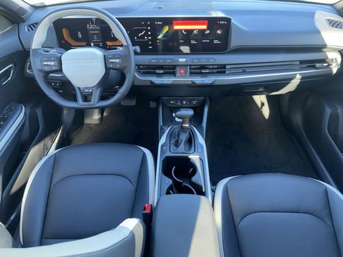 New 2026 Kia K4 GT-Line image 11