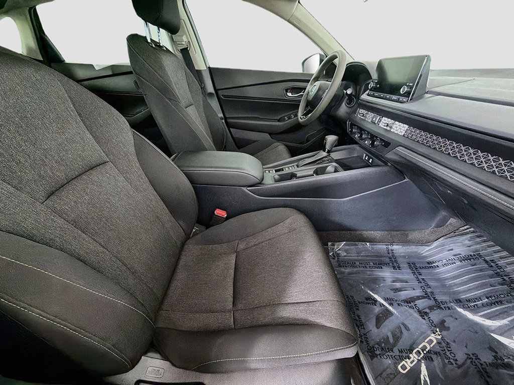 Used 2025 Honda Accord SE image 24
