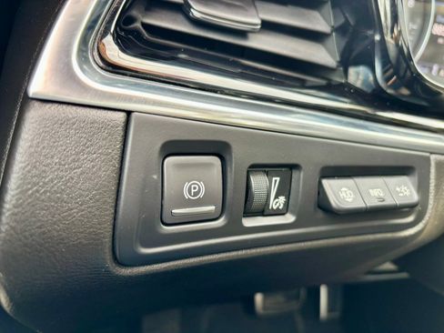 Used 2020 Cadillac XT6 Sport image 27