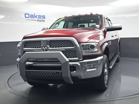 Used 2018 RAM 2500 Laramie AWD/4WD image 4