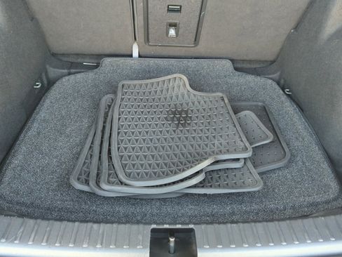 Certified 2022 Volkswagen Taos S image 29