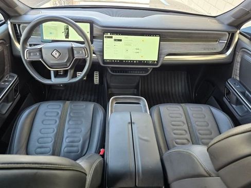 Used 2022 Rivian R1S Launch Edition image 2