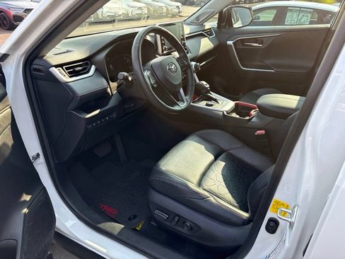 Used 2021 Toyota RAV4 TRD Off-Road AWD/4WD image 13