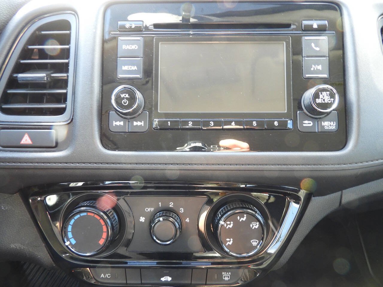 Used 2020 Honda HR-V LX image 44