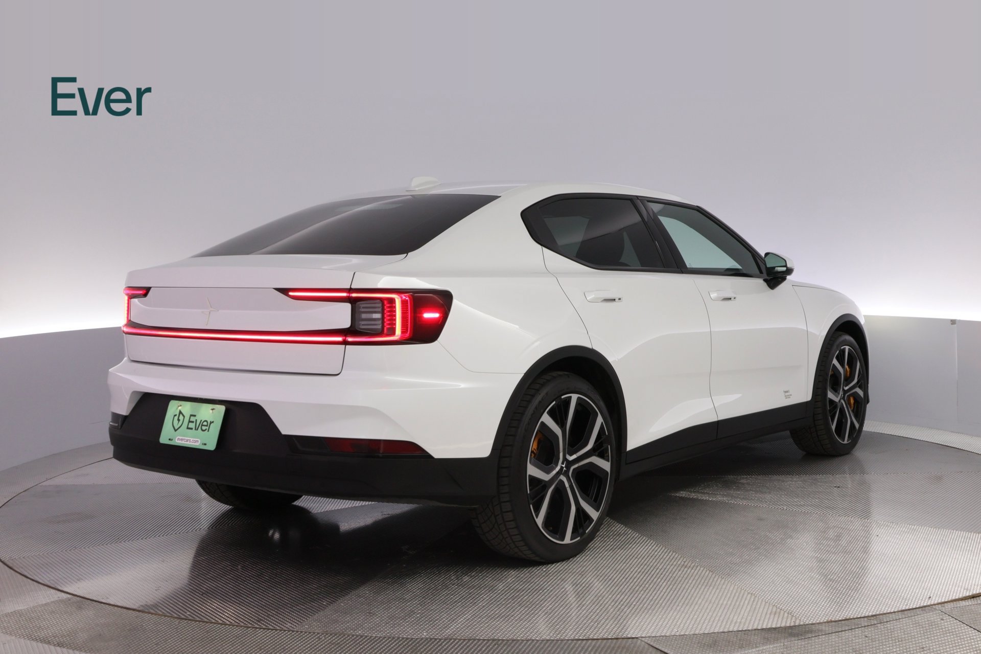Used 2022 Polestar Polestar 2 w/ Performance Package AWD/4WD image 3