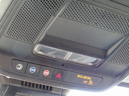 Used 2025 Chevrolet Equinox LT image 31