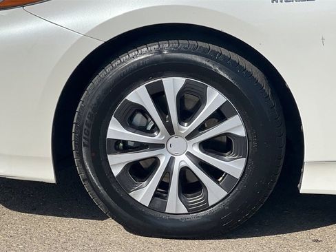 Certified 2020 Toyota Prius Prime XLE w/ Carpet Mat Package image 28