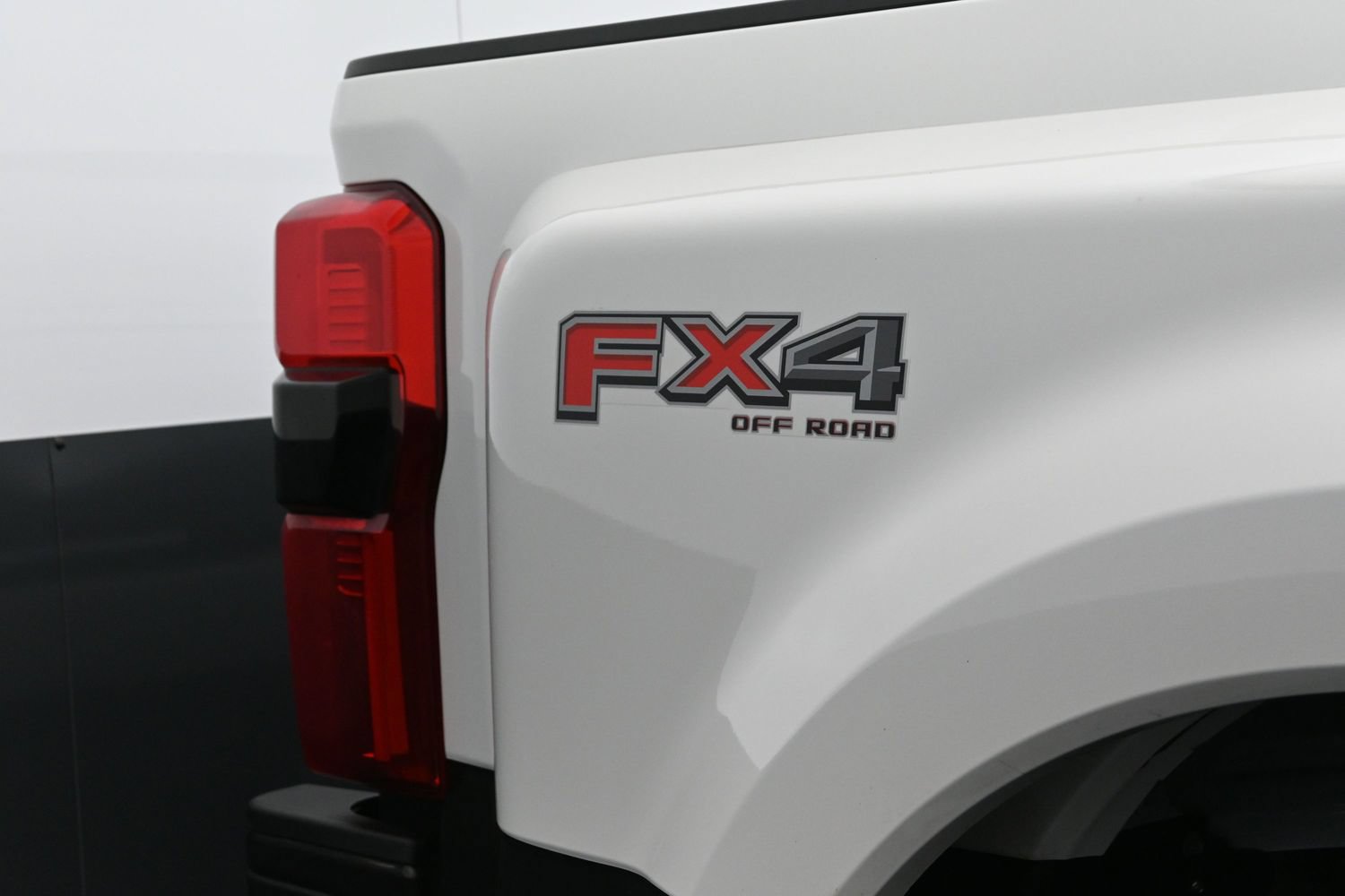Used 2024 Ford F350 King Ranch w/ FX4 Off-Road Package AWD/4WD image 50