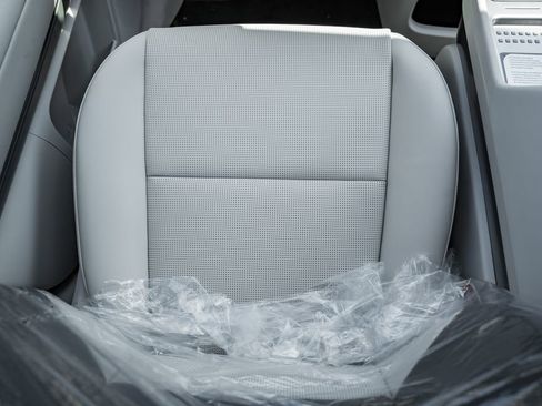 New 2026 Hyundai Ioniq 9 SEL image 28