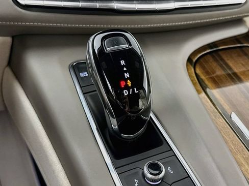 Used 2023 Cadillac Escalade Sport Platinum w/ Heavy-Duty Trailer Package AWD/4WD image 18